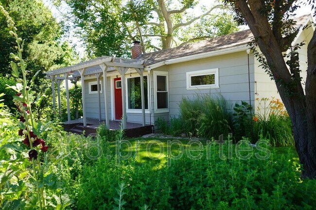 Building Photo - 5707 N Bogart Ln