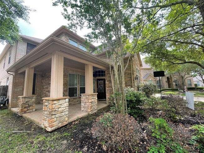 Building Photo - 23606 Rollinford Ln