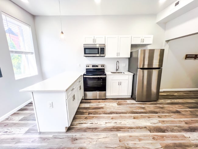 Building Photo - 2023 McCulloh St