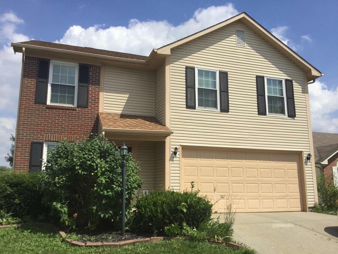 Foto principal - 609 Treyburn Lakes Way
