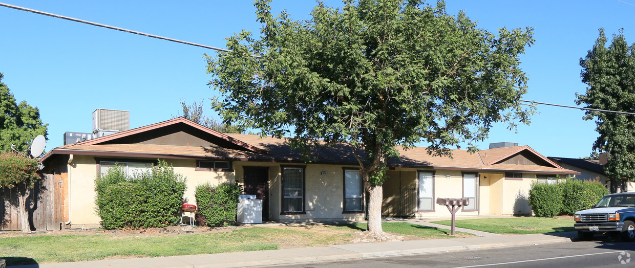 Primary Photo - 3709 Coffee Rd