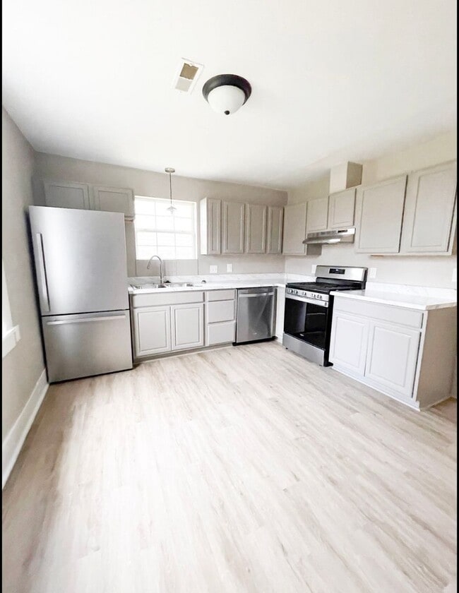 Foto del edificio - Updated 3 bedroom, 1 bathroom home close to Downtown Columbia