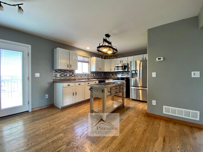 Foto del edificio - 865 Winebrook Way