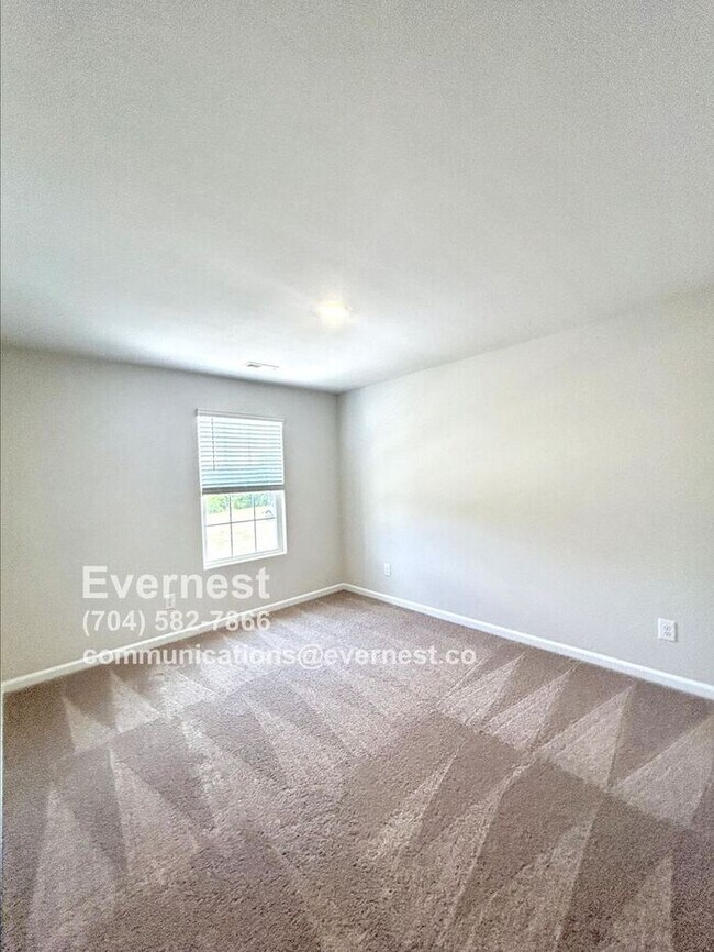 Foto del edificio - 2166 Willow Gln Dr