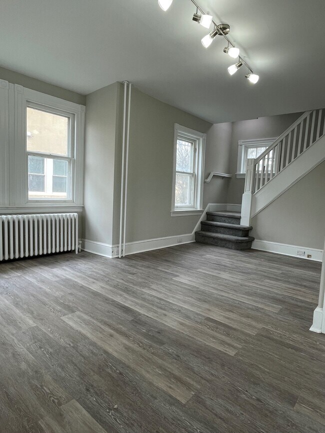 Foto del edificio - 273 N Spring Garden St