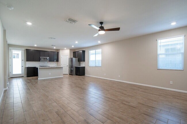 Building Photo - 17370 W Via De Luna Dr