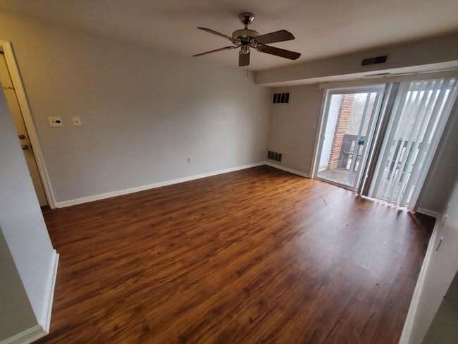 Foto del edificio - 620 Manatawny St