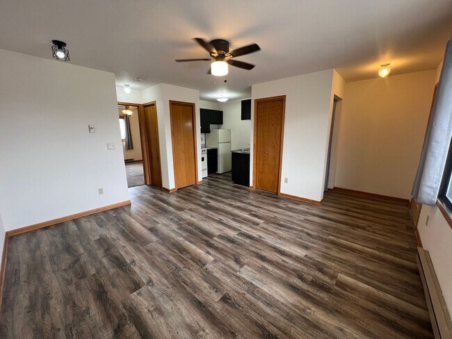 Foto del edificio - Recently Renovated Upper Level 1-bed, 1-Bath