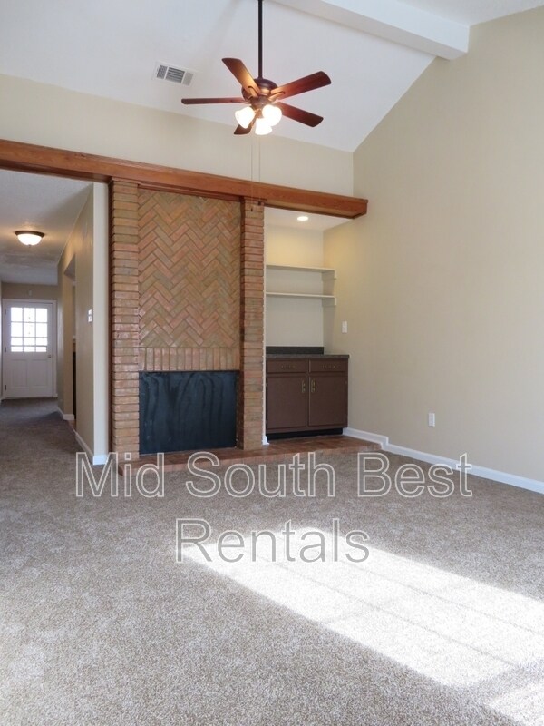 Foto del edificio - 3790 Deer Forest Dr