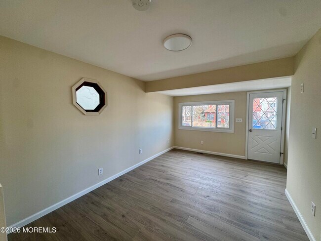 Foto del edificio - 20 Bray Ave