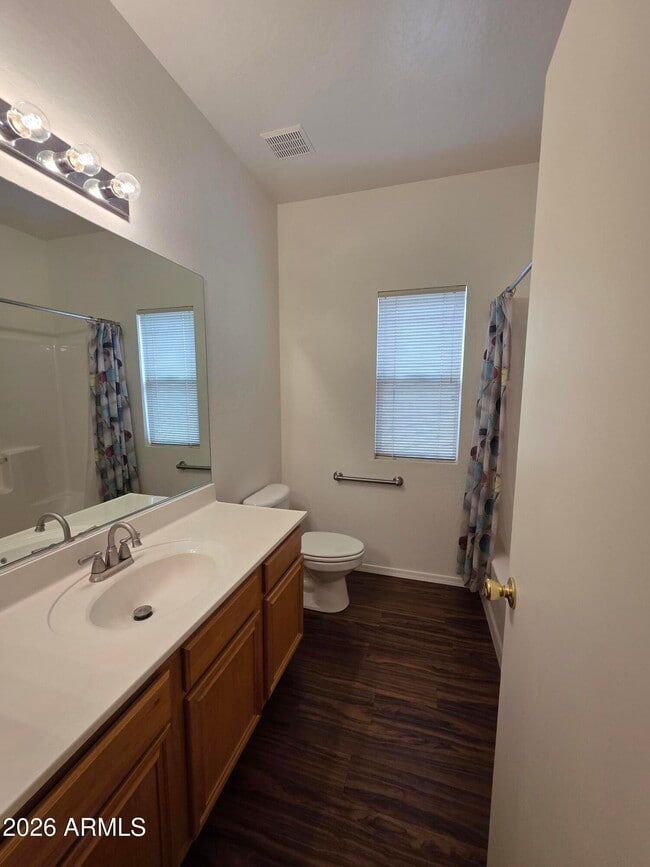 Foto del edificio - 1825 W Desert Willow Dr