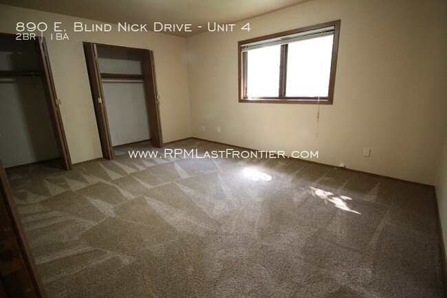 Foto del edificio - 890 Blind Nick Dr