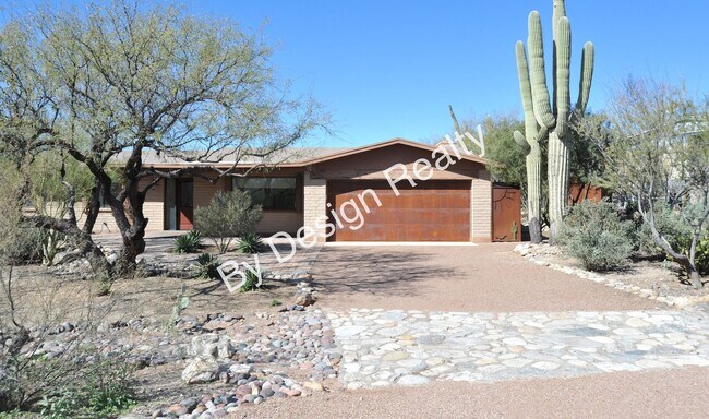Foto del edificio - Remodeled Foothills Clusters 3 Bed 2 Bath