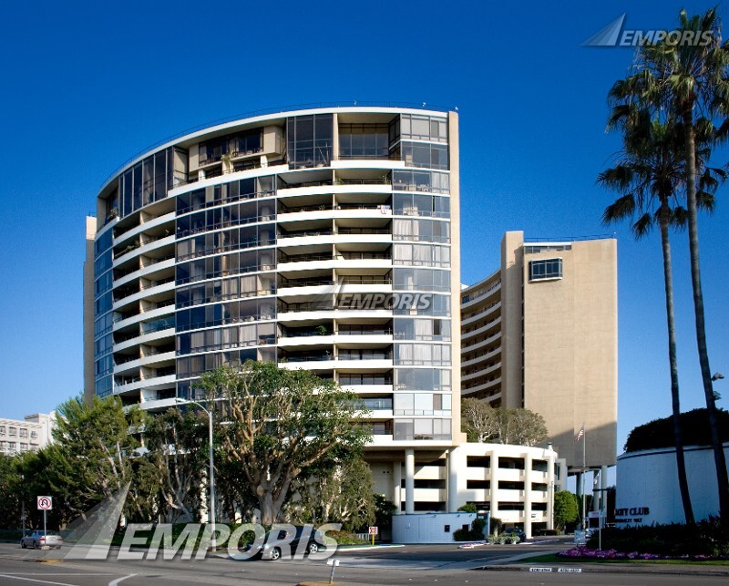 Primary Photo - 4337 Marina City Dr