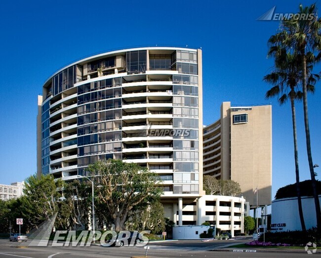 Building Photo - 4337 Marina City Dr