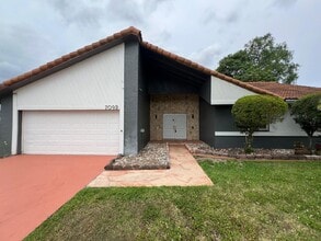 Building Photo - 7099 NW 48th Ct