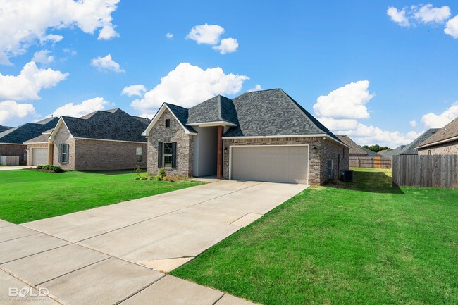 Building Photo - Check Out this 3 bed 2 bath in Canes Landing!