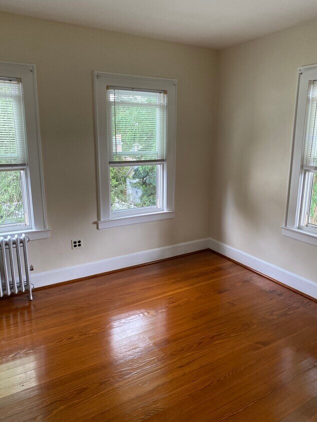 Dormitorio - 12 Locust St