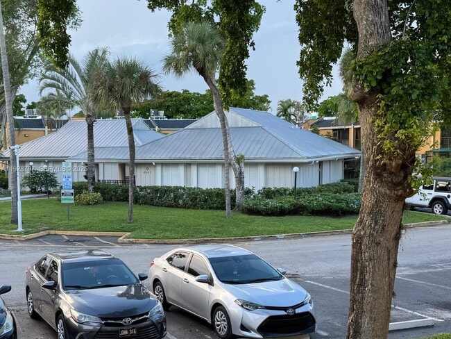 Foto del edificio - 4431 Treehouse Ln