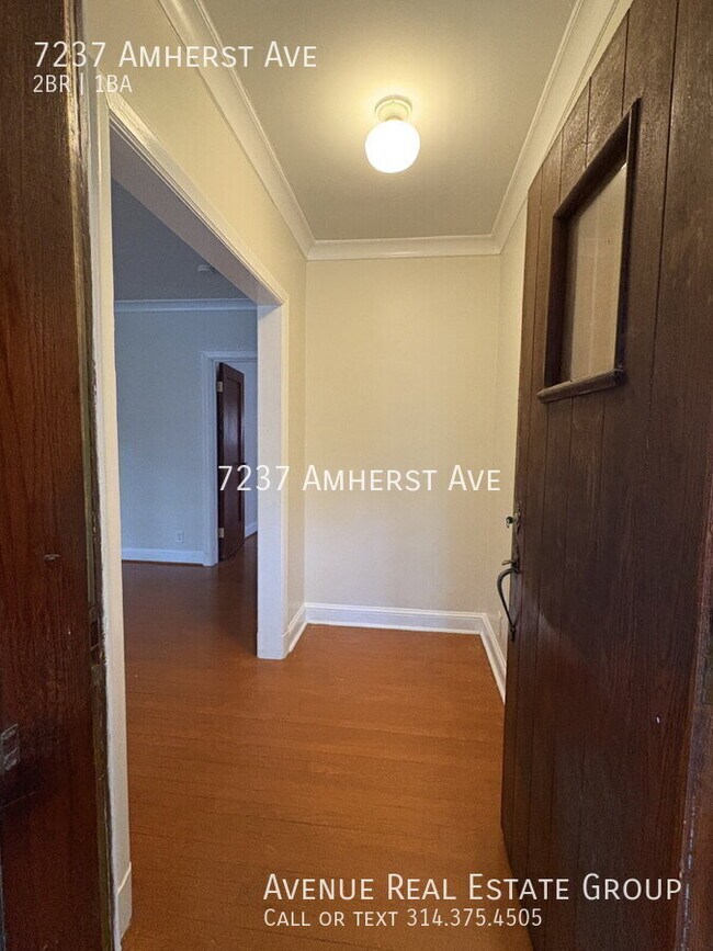Foto del edificio - 7237 Amherst Ave