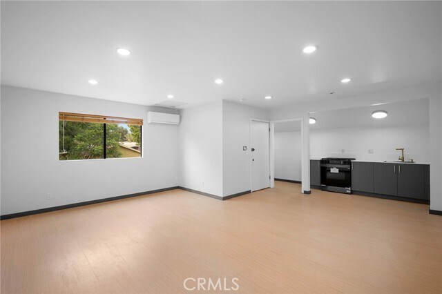 Foto del edificio - 10377 McBroom St