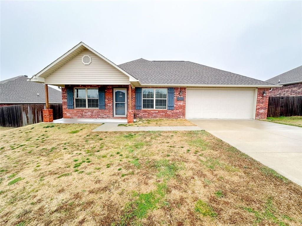 705 Vista St, Gentry, AR 72734 House Rental in Gentry, AR