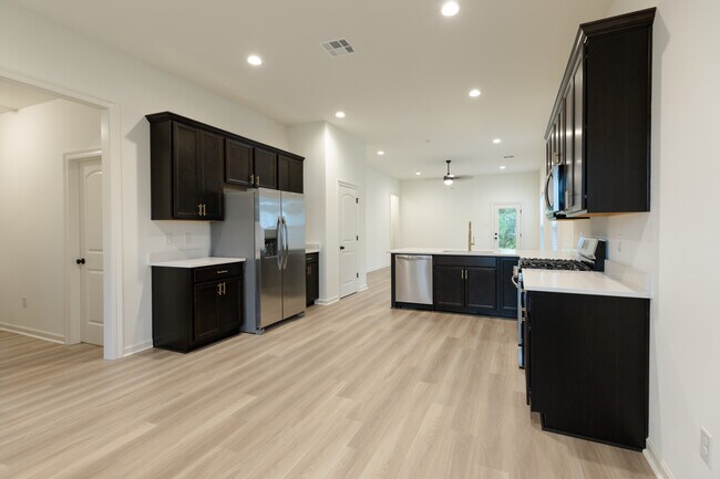 Building Photo - 39125 Tony Christy Ave