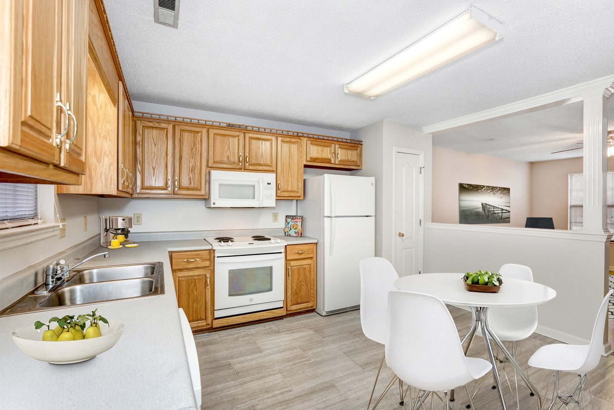 1211 Brookline Ave SW, Decatur, AL 35603 Townhome Rentals in Decatur