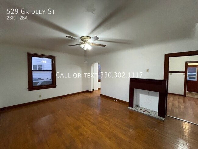 Building Photo - Two bedroom two bathroom home for rent