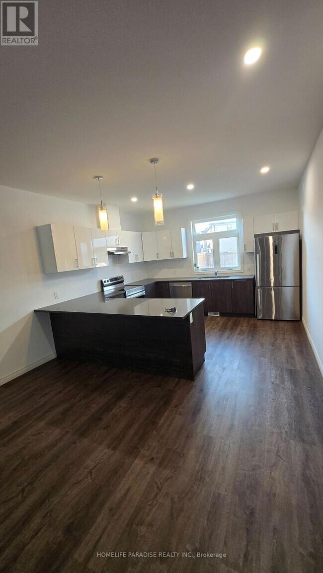 Photo du bâtiment - 125 Summersides Blvd