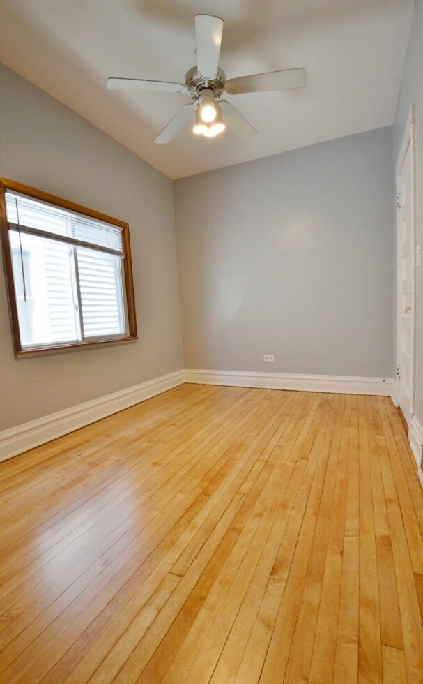 Foto del edificio - 3622 N Christiana Ave