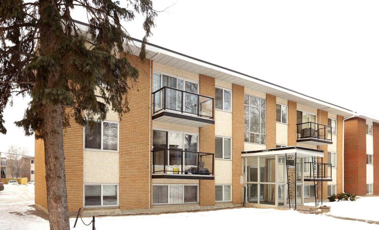 Photo du bâtiment - Sherry Manor