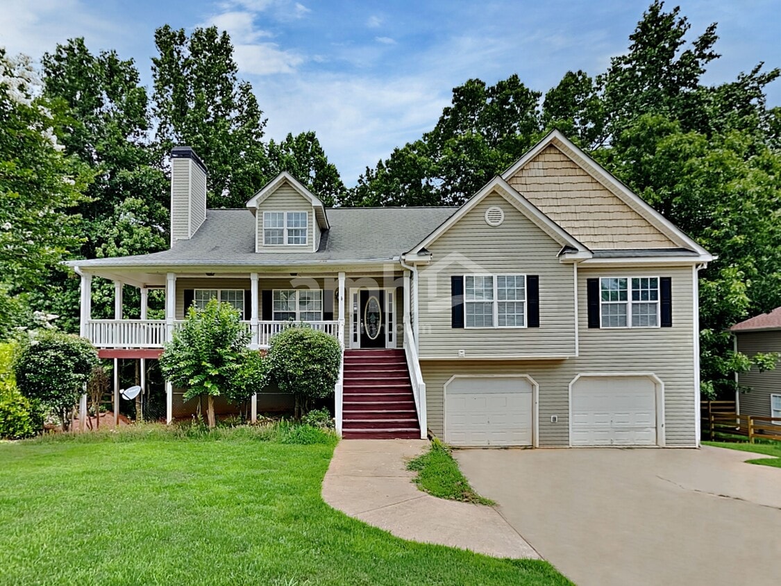 108 Sable Trace Trail House Rental in Acworth, GA