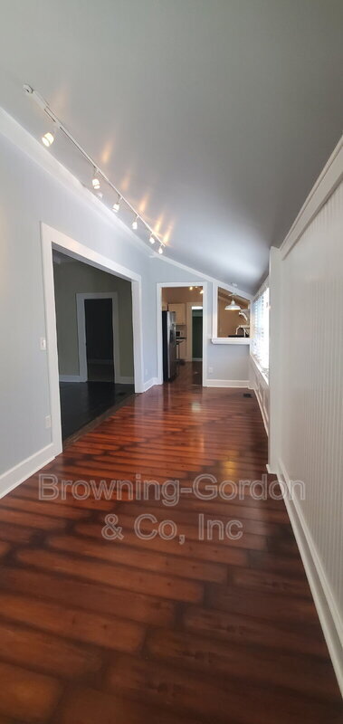 Foto del edificio - 1011A North 6th St.