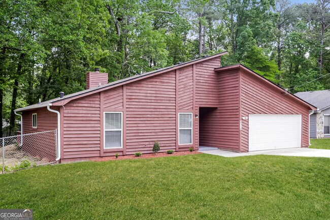 Building Photo - 6310 Beethoven Cir