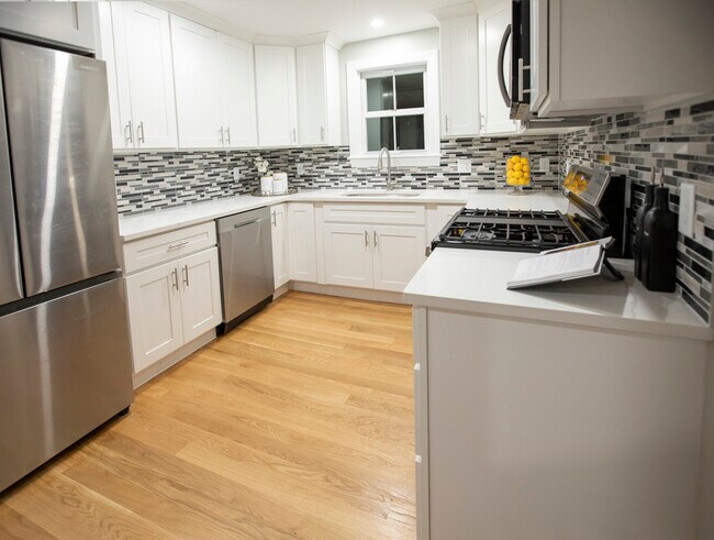 Kitchen - 142 Water St