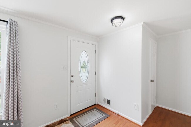Foto del edificio - 6606 Greenleigh Ln