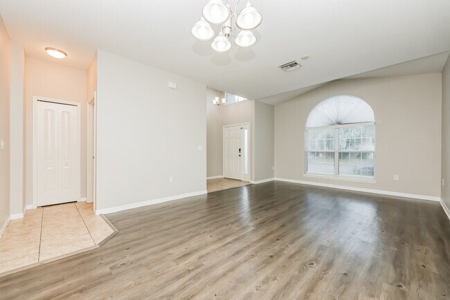 Foto del edificio - 11740 Colony Lakes Blvd