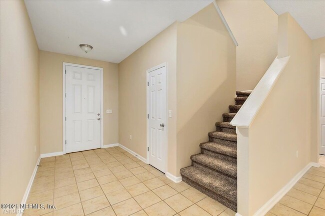 Building Photo - 5 br, 3 bath House - 4337 Green Acres Ln