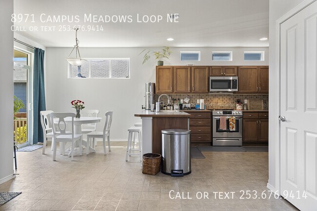 Building Photo - 8971 Campus Meadows Loop NE