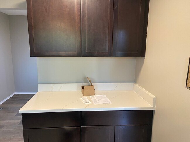 Foto del edificio - 3898 Old Creek Rd