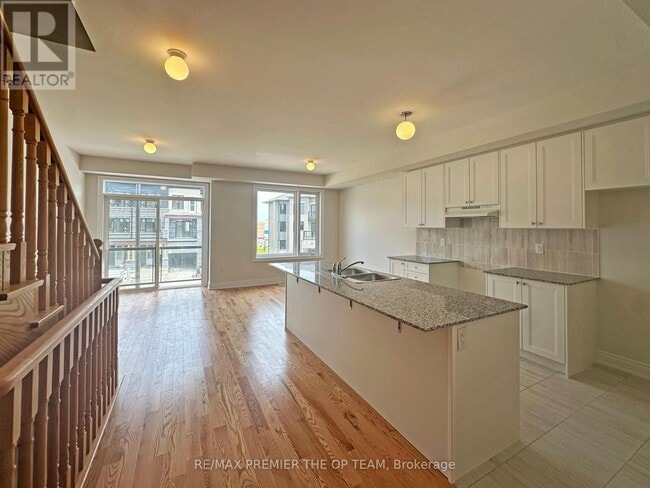 Building Photo - 3737 Major MacKenzie Dr W