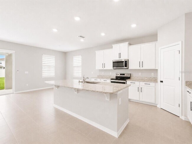 Foto del edificio - 8469 Hardy Bay Lp