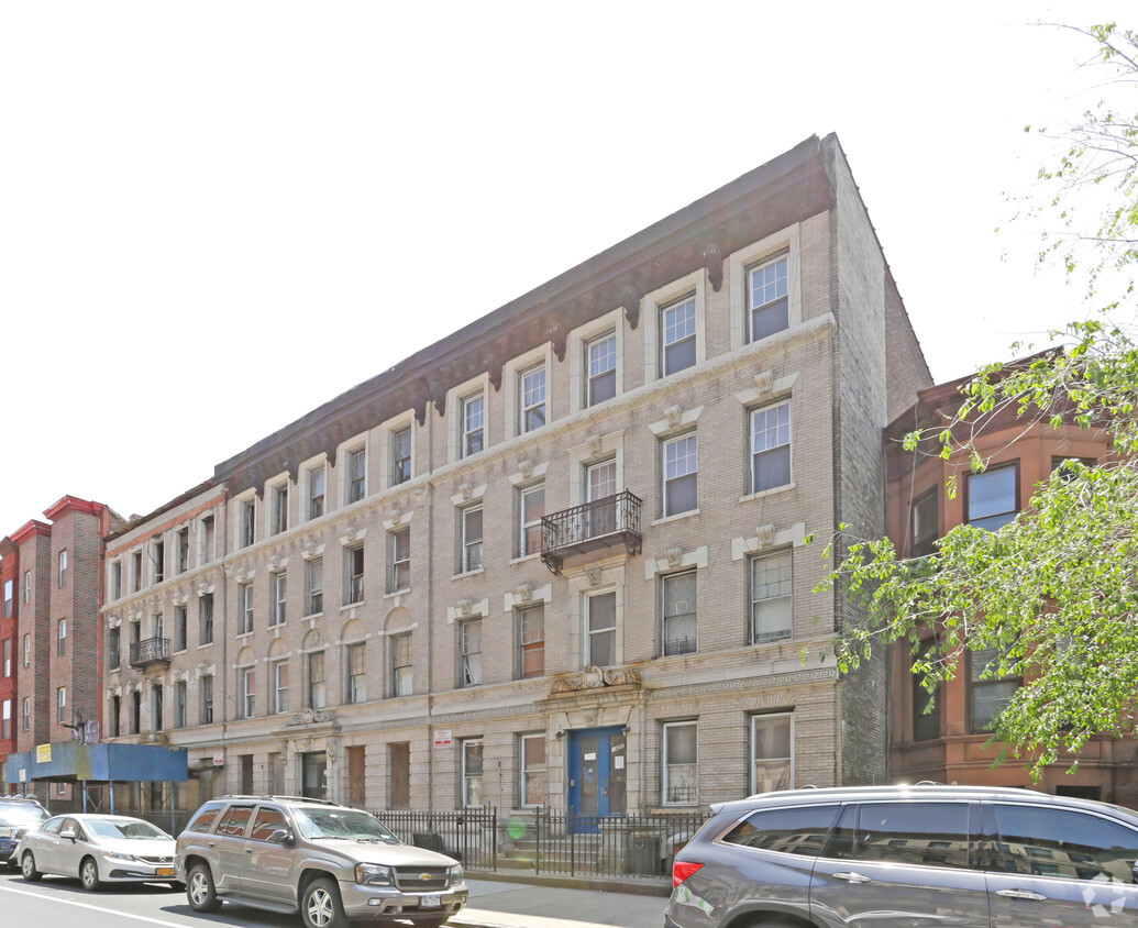 Foto principal - 1432, 1440 & 1440 Pacific Street Brooklyn, NY