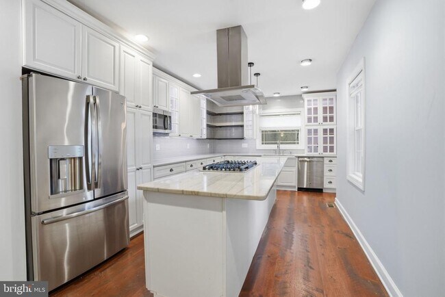 Foto del edificio - 2407 Grays Ferry Ave