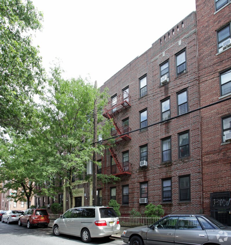 3414-3424 Newkirk Ave - 3420 Newkirk Ave