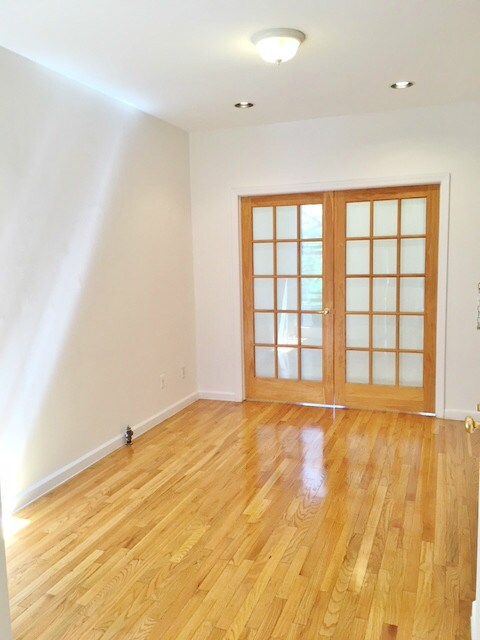 Building Photo - 1711 2nd Ave