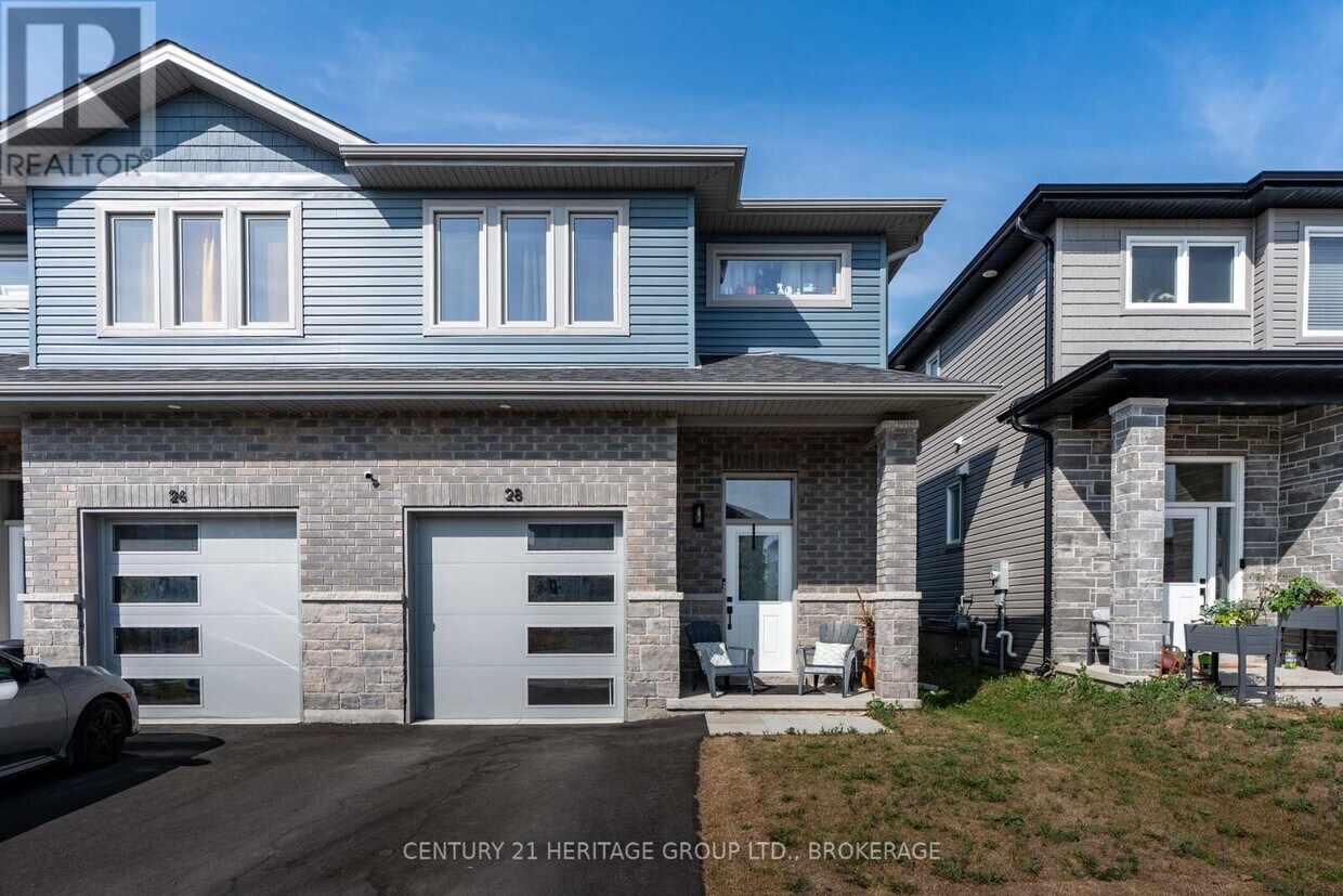 Primary Photo - 28 Dusenbury Dr.