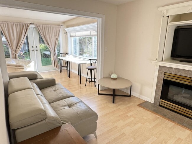 Building Photo - 1512 Nichol Rd