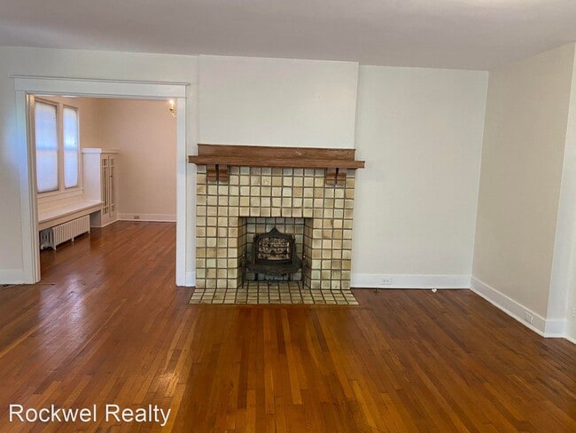 Building Photo - 3 br, 1.5 bath House - 1331 Shady Avenue